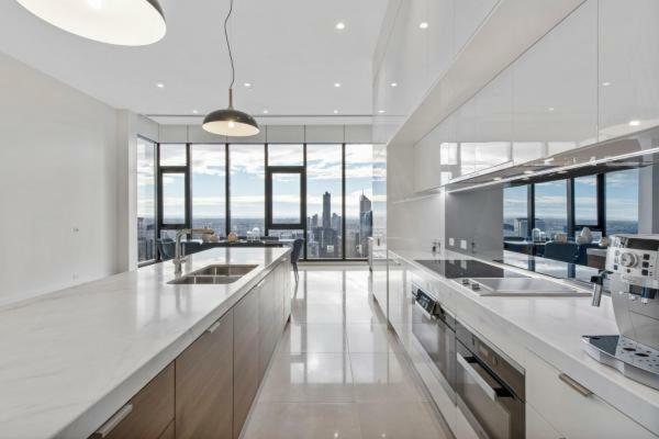 Experience Platinum Hotel Apartments Melbourne City Exterior foto
